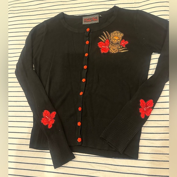 Voodoo Vixen Black Tiki Cardigan with Red Floral Embroidery - Picture 3 of 16
